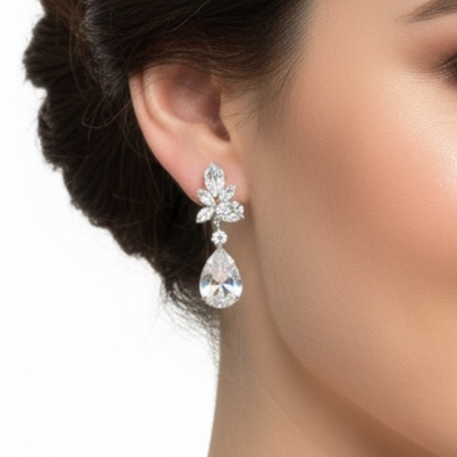 Crystal Dangle Drop Earrings for Women, Elegant Wedding Earrings for Brides Bridesmaids, Cubic Zirconia Rhinestone Trendy Dainty Bridal Earrings Birthday Wedding Formal Prom Jewelry Gifts for Women
